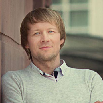 Хороший подростковый психолог Денис Мищенко. Гарний психолог Деніс Міщенко